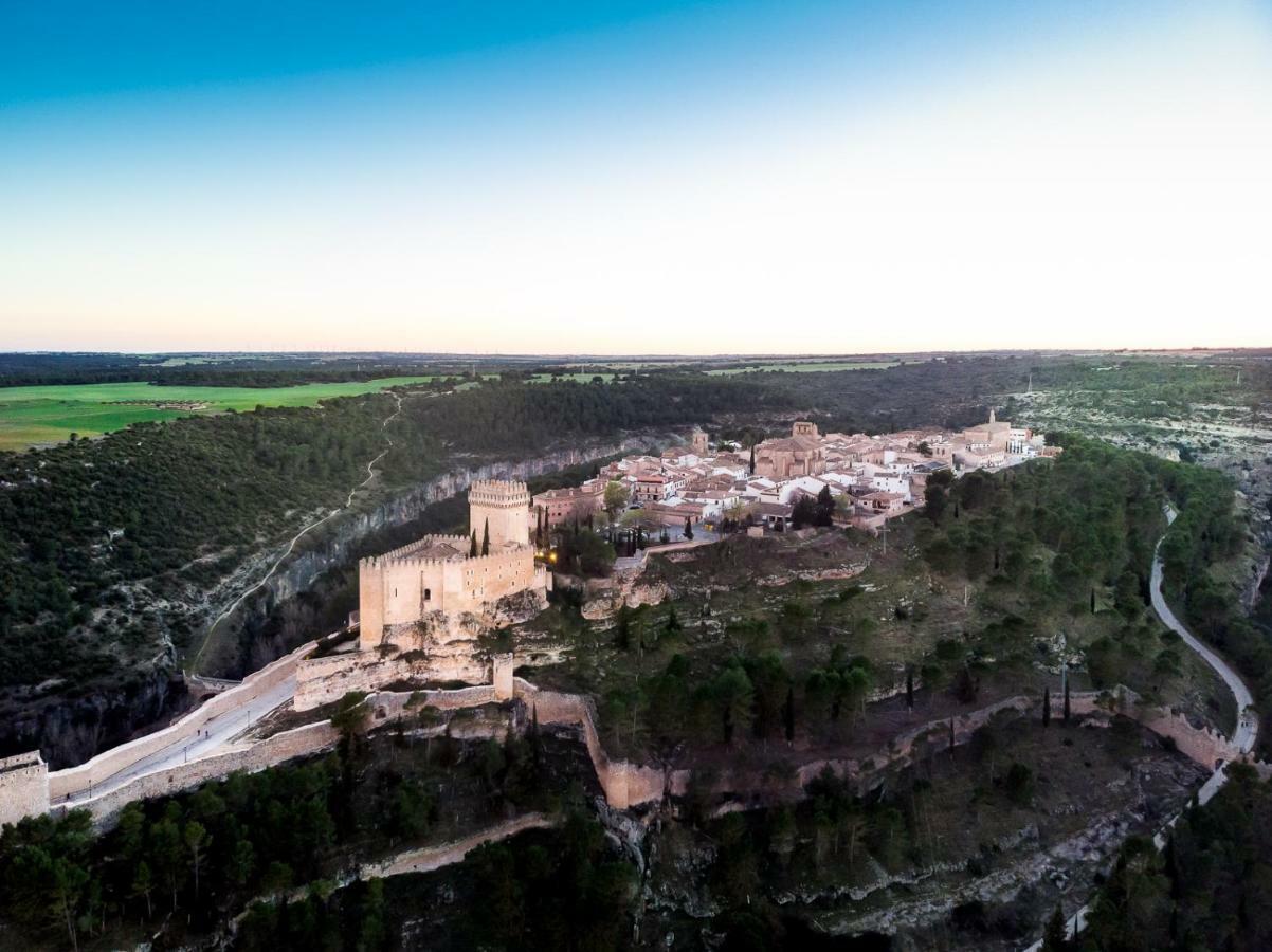 Parador de Alarcón Exterior foto